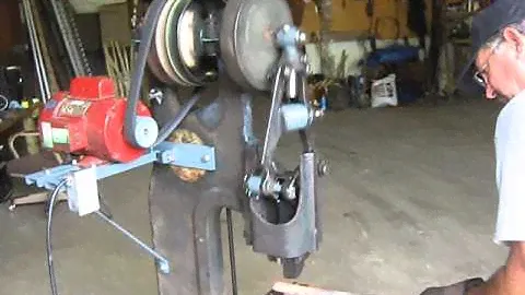 25 lb. LITTLE GIANT POWER HAMMER DEMO. # 53