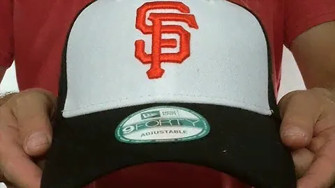 SF Giants 'THE-LEAGUE STRAPBACK' White-Black Hat by New Era